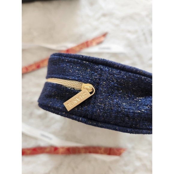 New CHANEL 2023 Pouch Camellia Flower Glittered Ribbon Box Bag Denim - Picture 9 of 16